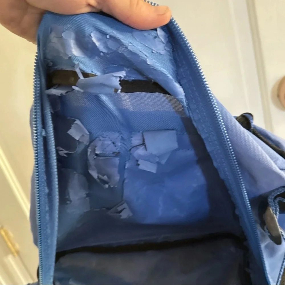Bass Pro Shop Extreme Qualifier Camping Bag